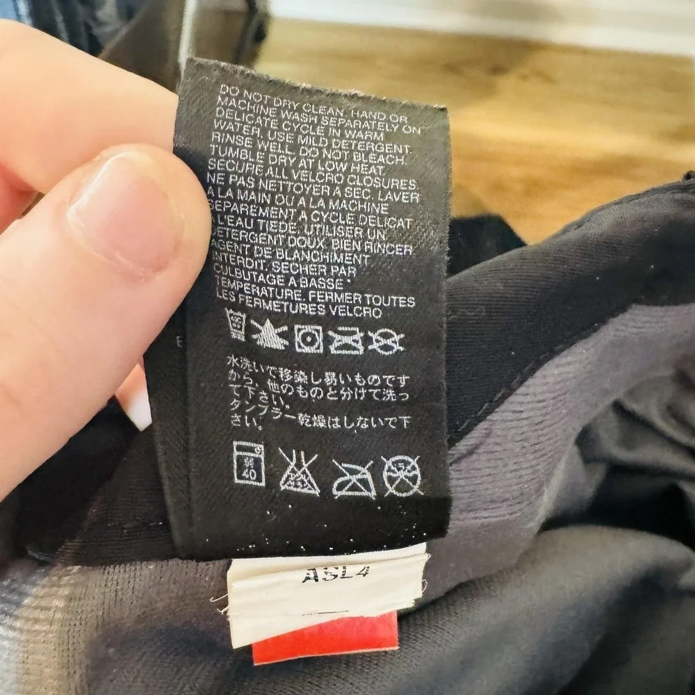The North Face Pants Mens Large Short Black HyVent Waterproof Ski Insulated Snow